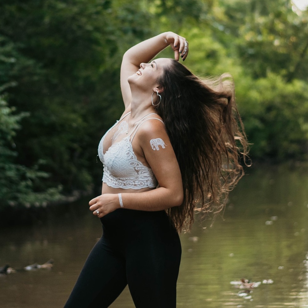 Meet your Posher, Brooke